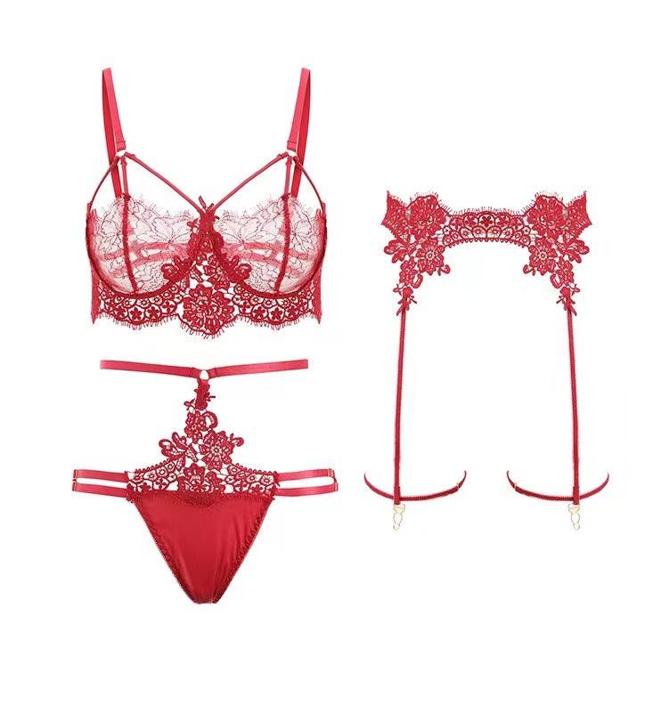 Sensual Lace Lingerie Set with Crotchless Panties and Garter - La Lune